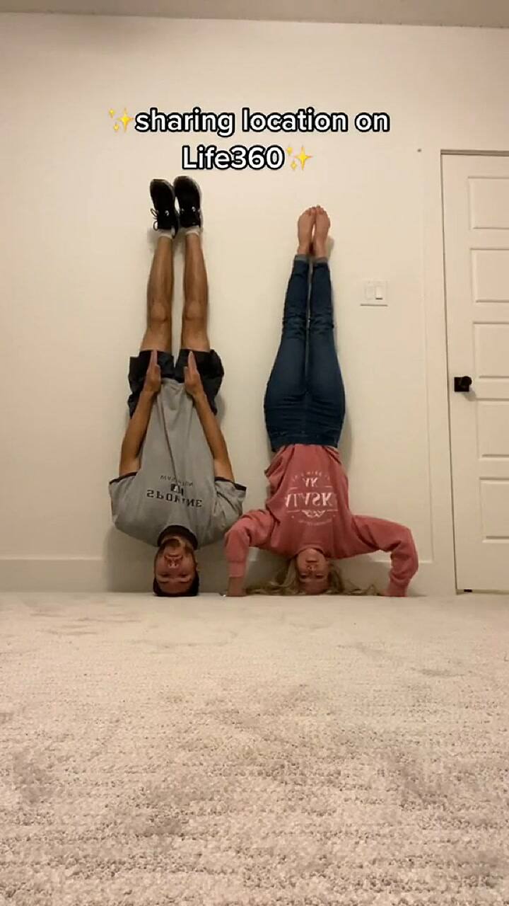 Pareja es controversial por las reglas que pone en su relación