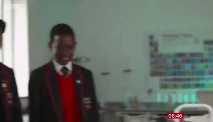 La respuesta de dos alumnos que descolocó a Lewis Hamilton