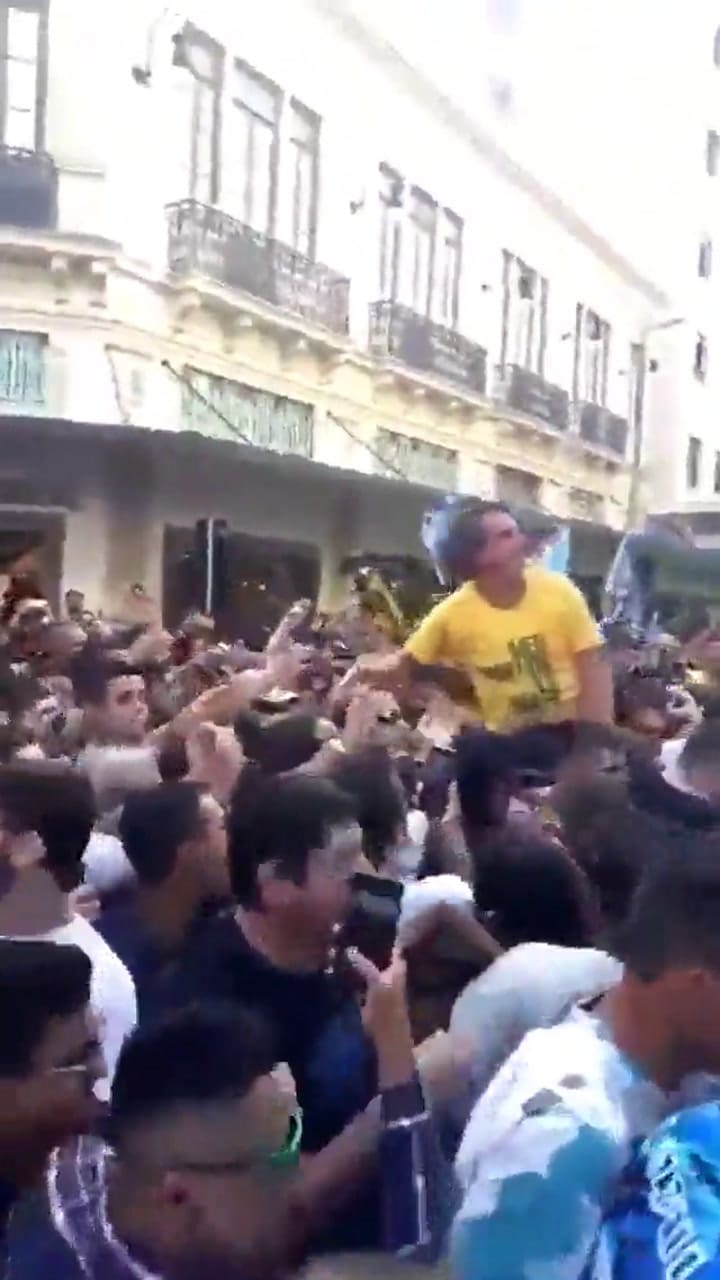 Así apuñalaban al candidato a presidente en Brasil Bolsonaro - Fuente: Twitter