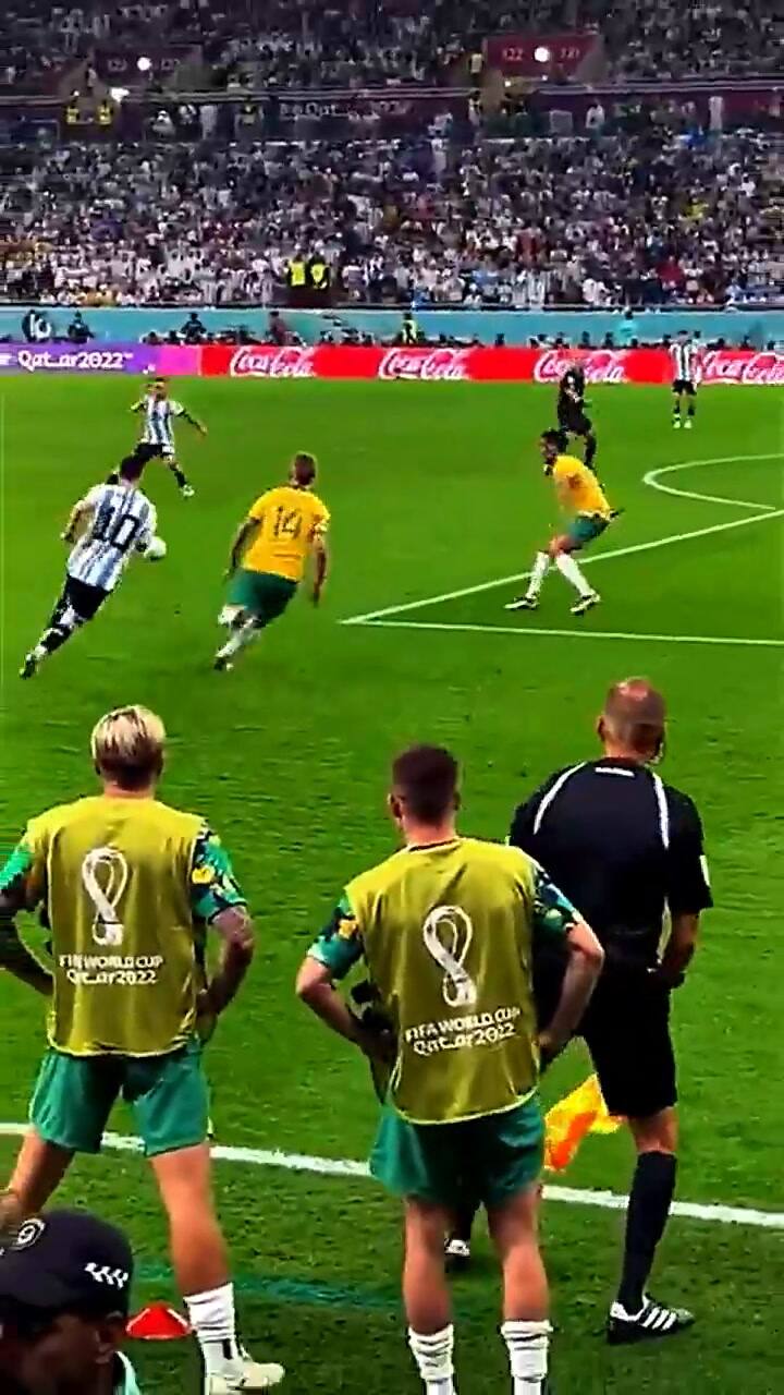 El relato en italiano en el gol de Lionel Messi ante Australia por los octavos del Mundial
