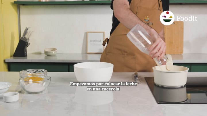 Tarta de frutillas y crema pastelera