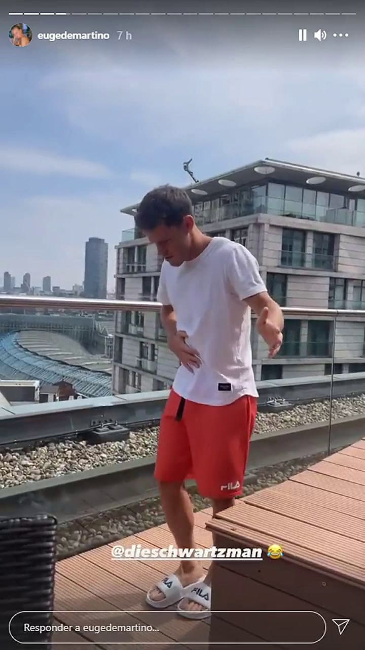 Schwartzman imitó al Papu Gómez bailando 'Todo de tí' - Fuente: IG Stories
