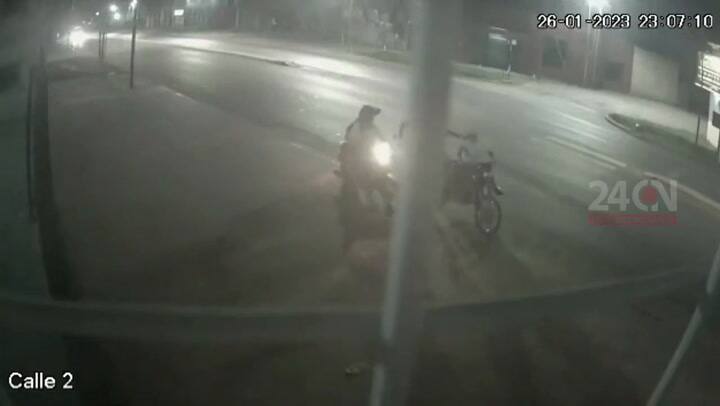 En José C. Paz: dos motochorros le quisieron robar el celular, se resistió y lo mataron