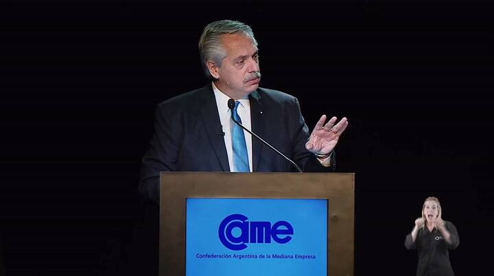 El presidente participó en la Asamblea Anual de Confederación Argentina de la Mediana Empres