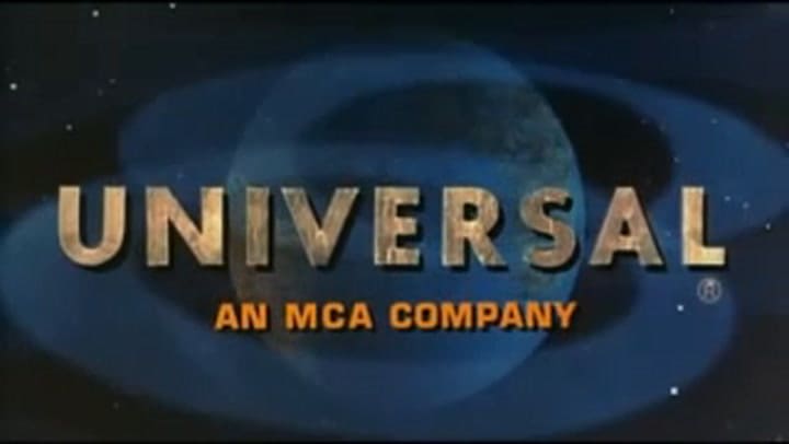 Volver al futuro, tráiler oficial