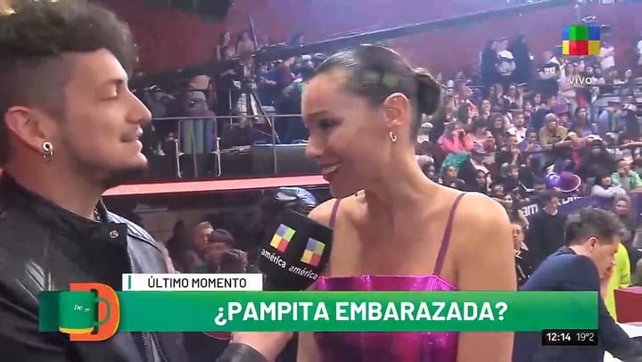 Pampita habló sobre los rumores de embarazo