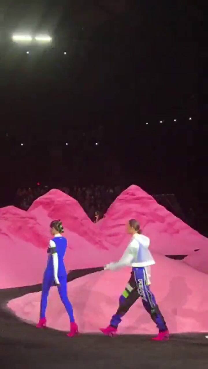 Fenty x Puma, de la mano de Rihanna el sporty se fortalece