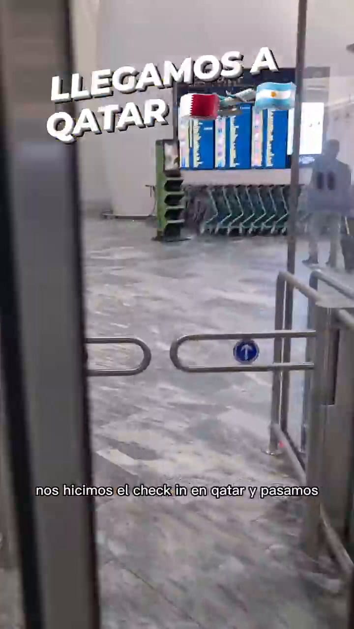 Es argentino y trabaja como voluntario en Qatar