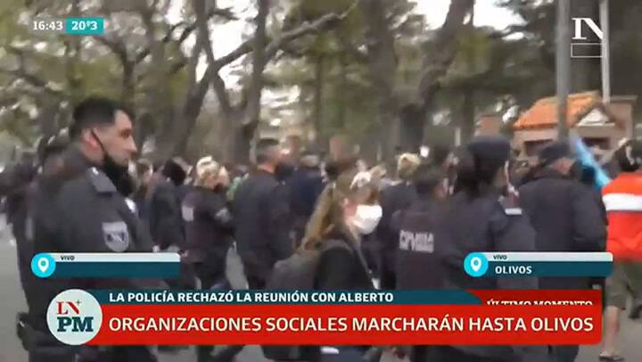 Juan Pablo Biondi y Julio Vitobello salieron de Olivos para hablar con representantes policiales