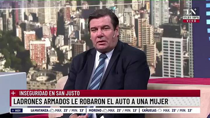 Ladrones armados le robaron el auto a una mujer