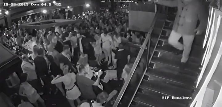 Córdoba: un RR.PP. le pegó a un chico en un boliche y quedó detenido