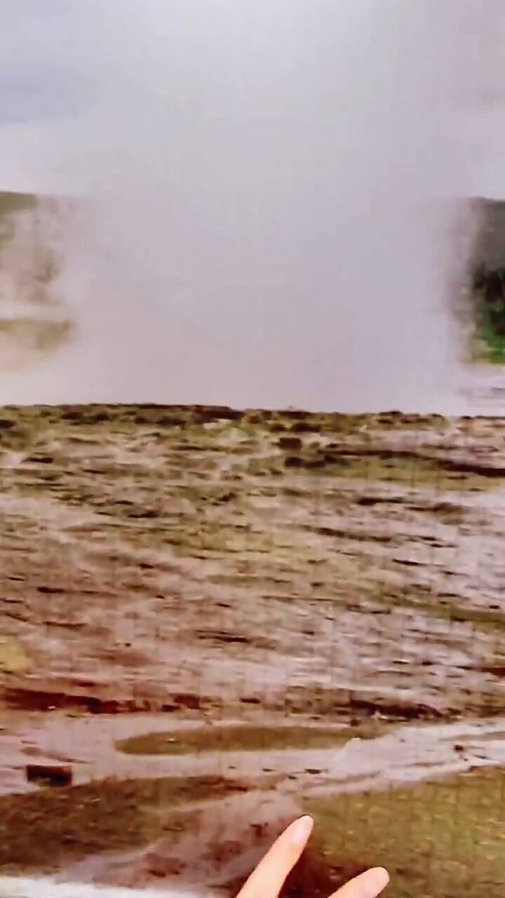 Llegó a un hotel, esperaba encontrarse con algo en la habitación y se llevó una terrible desilusión