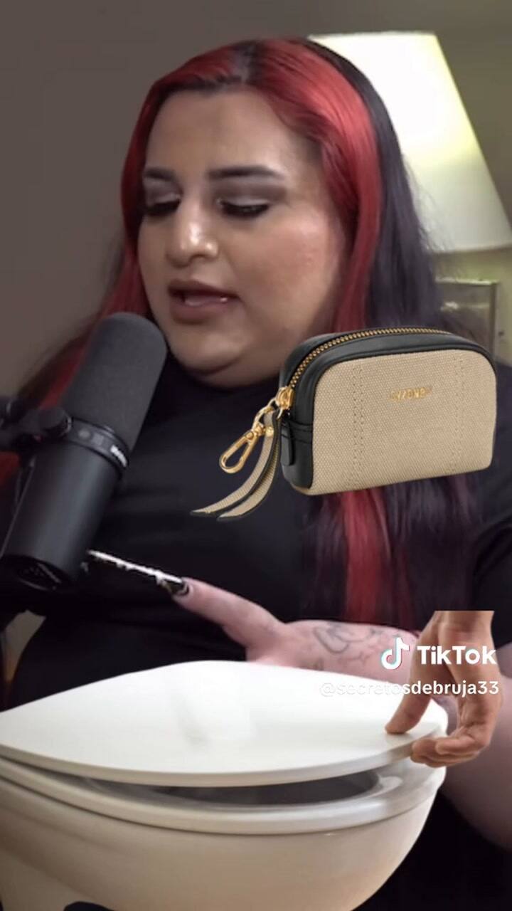 ¿Por qué no hay que dejar nunca apoyada en el piso la cartera?