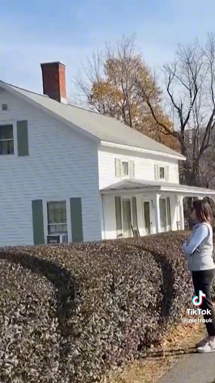 La historia de Earl y Leslie Albert, íntimamente ligada a la historia del árbol de Navidad del Rockefeller Center de este año (Tiktok @@metrouk)