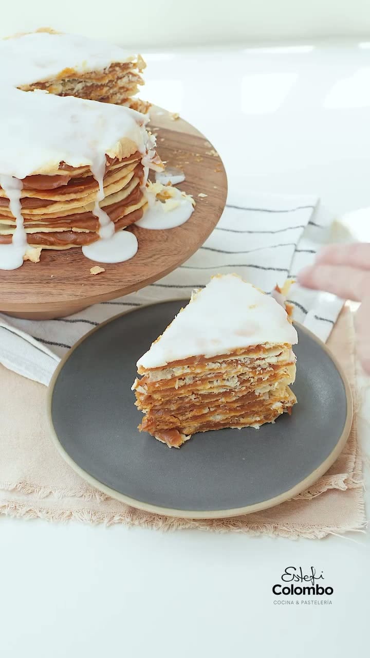 Estefi Colombo, cocinera: “Para hacer un Rogel exprés con masa crocante, la harina y la crema de leche son claves”