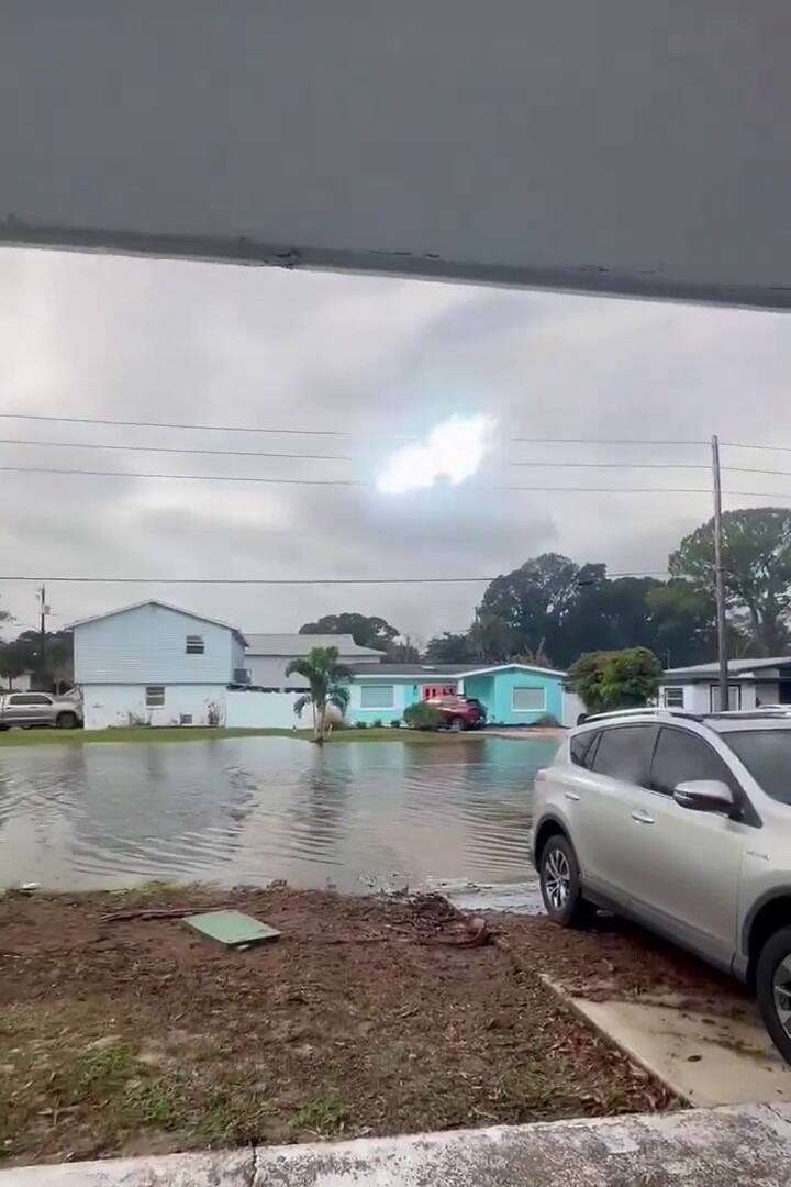 La impactante bola de fuego que se formó en medio de una tormenta en Estados Unidos