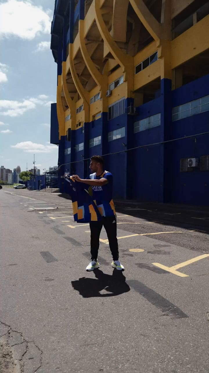 Boca presentó una nueva camiseta alternativa: su diseño y el costo