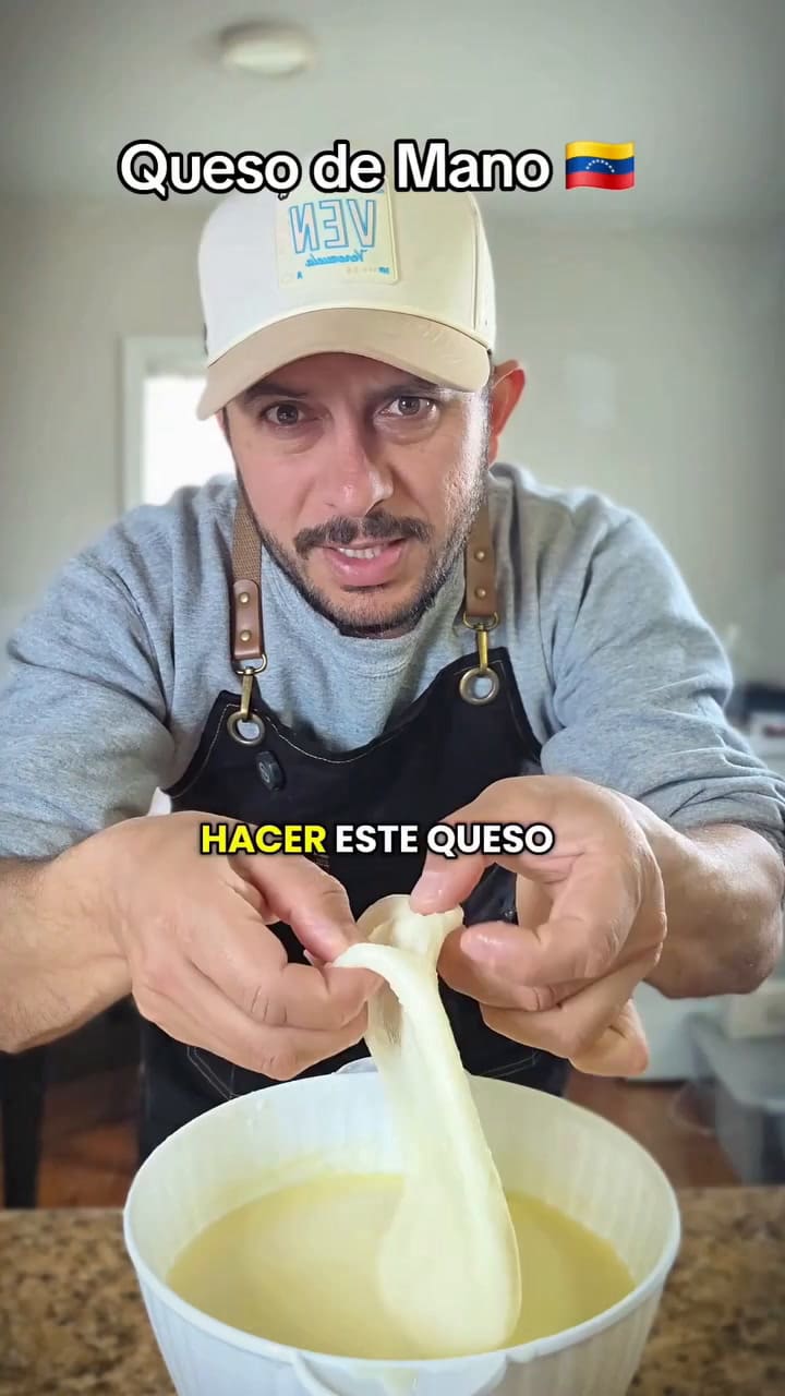 Es venezolano y reveló la receta para preparar queso de mano casero en EE.UU.