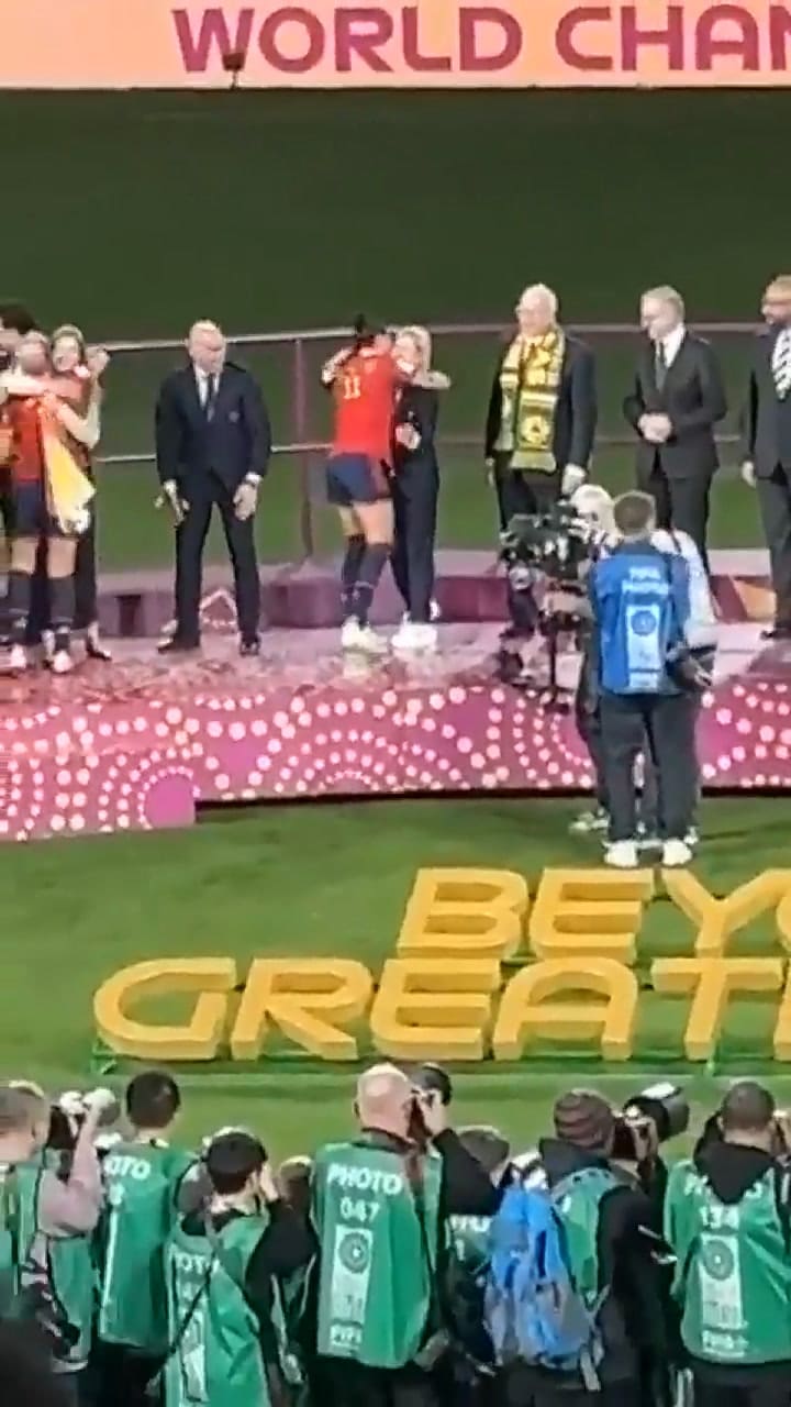 Continua la polémica del Director técnico de España