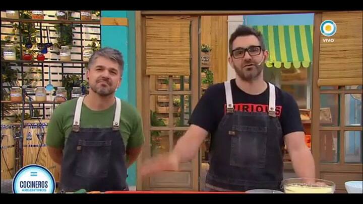 Cocineros Argentinos pidieron disculpas por haber difundido el hit del verano contra Macri