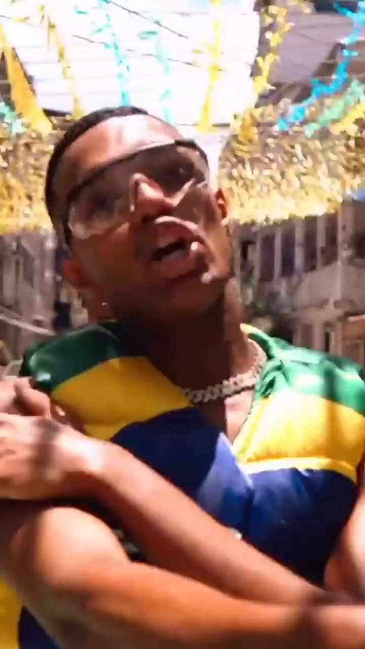 Shakira comparte el video de Raphael Vicente para revivir el Waka Waka del Mundial