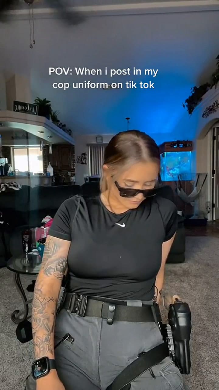 Es policía, pero sus seguidores dudan de su ocupación porque 'es demasiado linda'