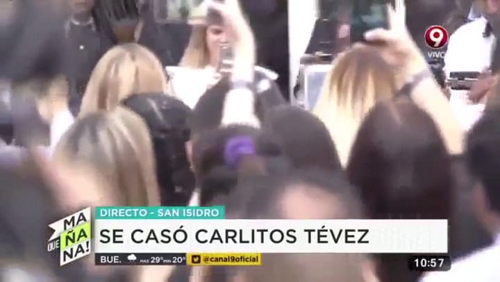 El casamiento de Tevez: así salía del registro civil