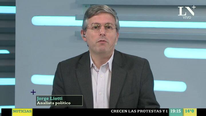 ¿Pueden los legisladores renunciar a sus fueros?