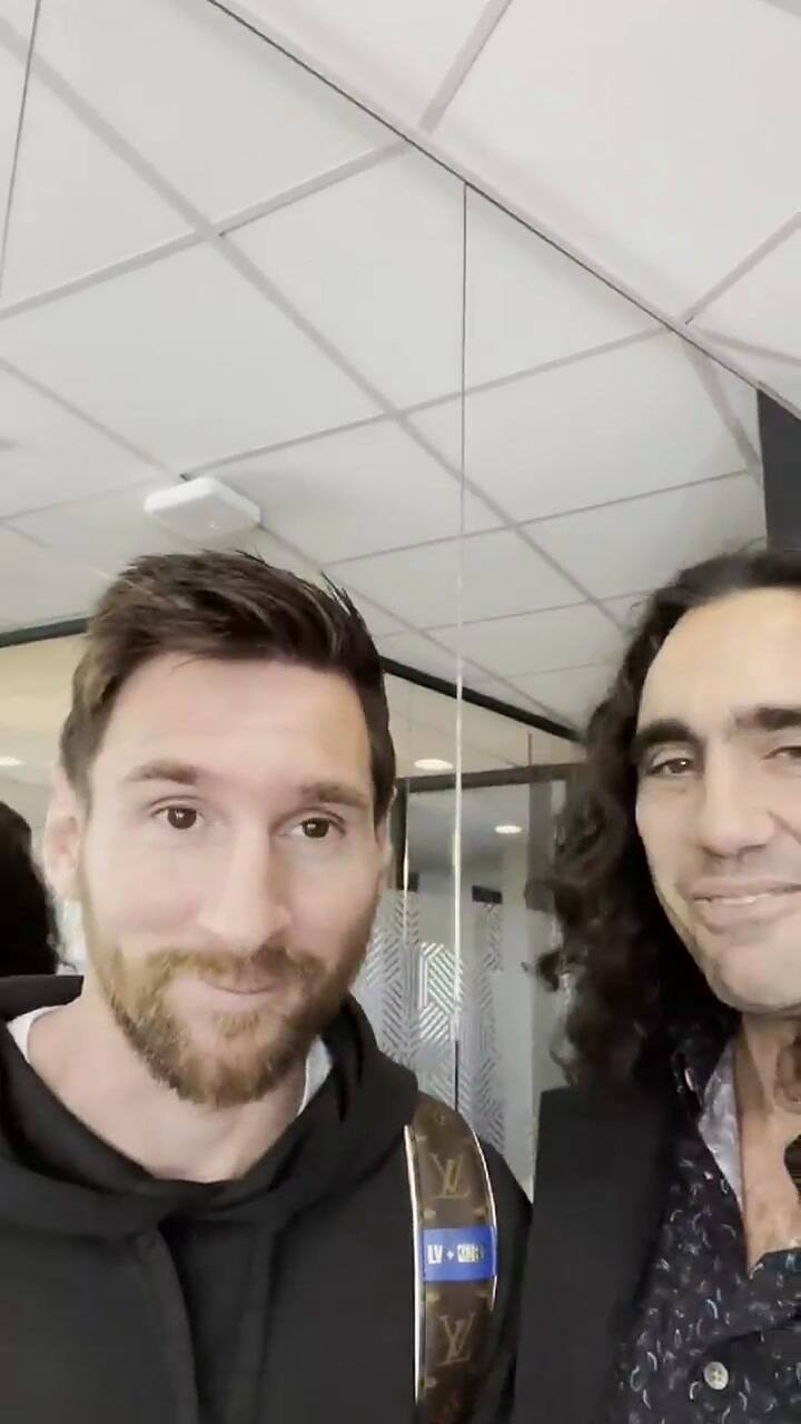 La breve charla de Sorín con Messi y Paredes