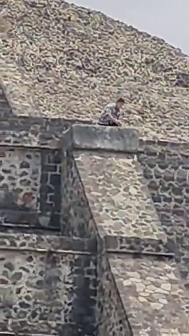 Tiroteo en la pirámide de Teotihuacán