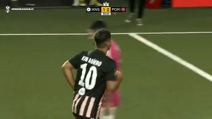 El gol del Kun Aguero en la Kings League y festejo contra Ibai