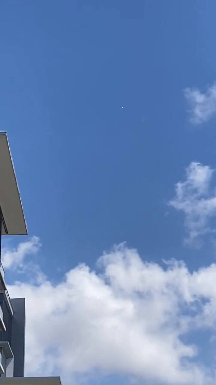 Un aficionado de la observación de objetos voladores captó el globo en Costa Rica