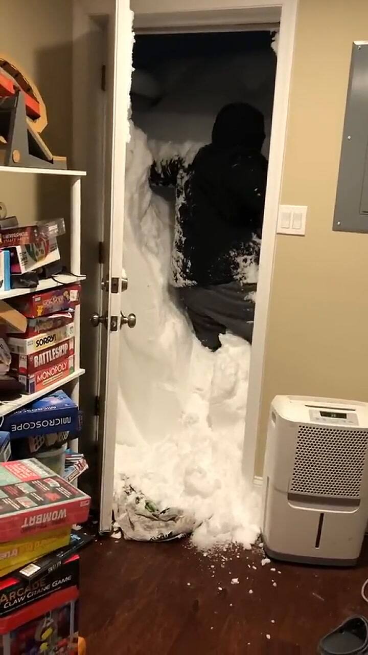 Kiyoshi Kidd intentó hacerse camino para salir de su hogar tras la tormenta invernal en EE.UU.