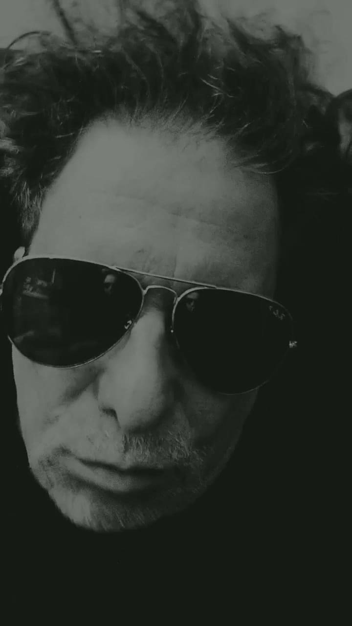 El saludo de Andrés Calamaro a Miranda tras su colaboración en el tema 'Misterioso alguien'