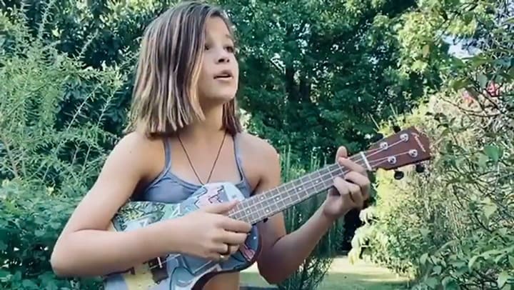 Equidad' interpretada por Muna, la hija de Agustina Cherri y Gastón Pauls - Fuente: Instagram