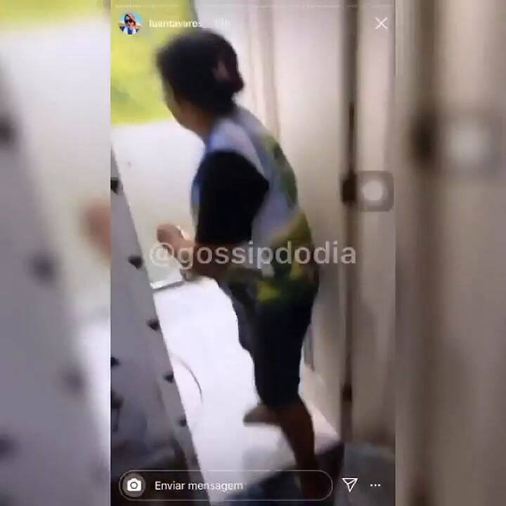 La humillante broma de una influencer a su empleada doméstica por la que fue criticada en las redes