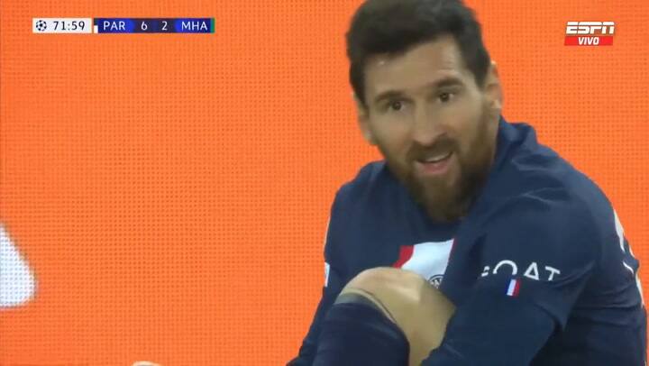 El momento del pisotón a Lionel Messi