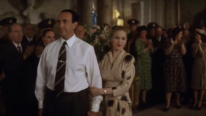 Madonna - 'Don't cry for me Argentina' - Fuente: YouTube