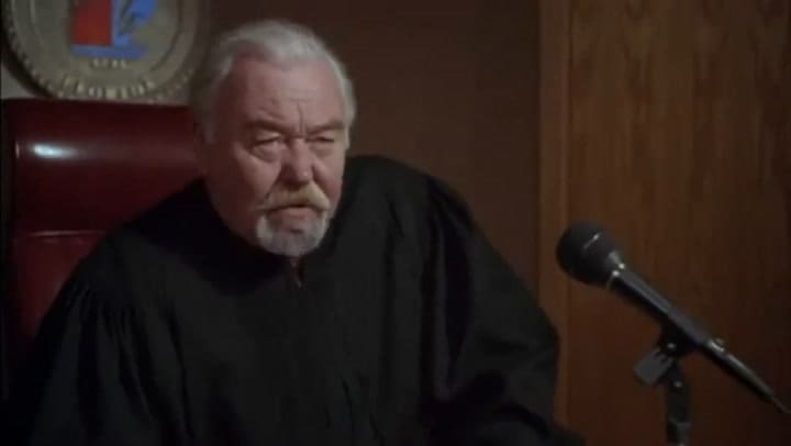 Trailer Striptease - Fuente: YouTube