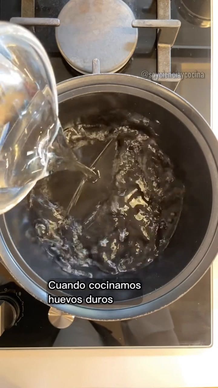 Cuáles son los beneficios de hervir el huevo con un poco de vinagre