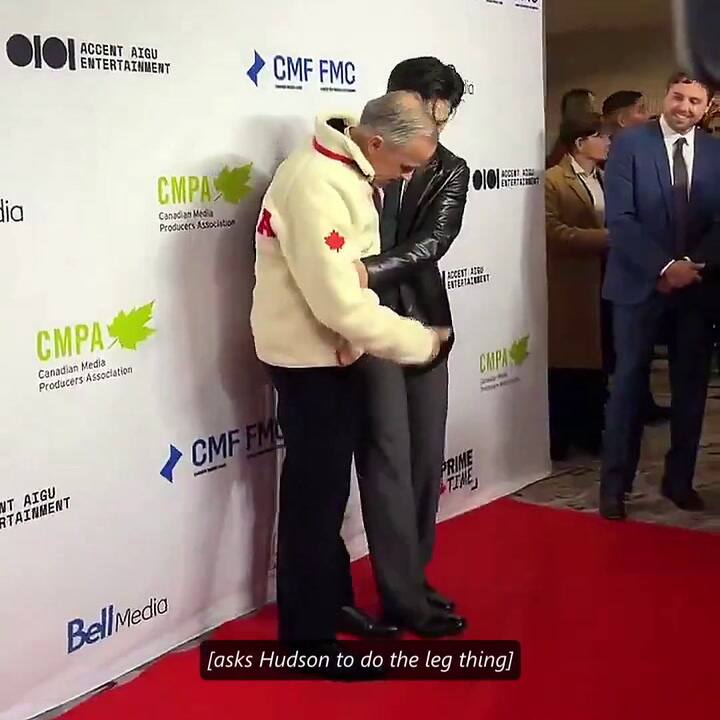 Mark Carney con Hudson Williams