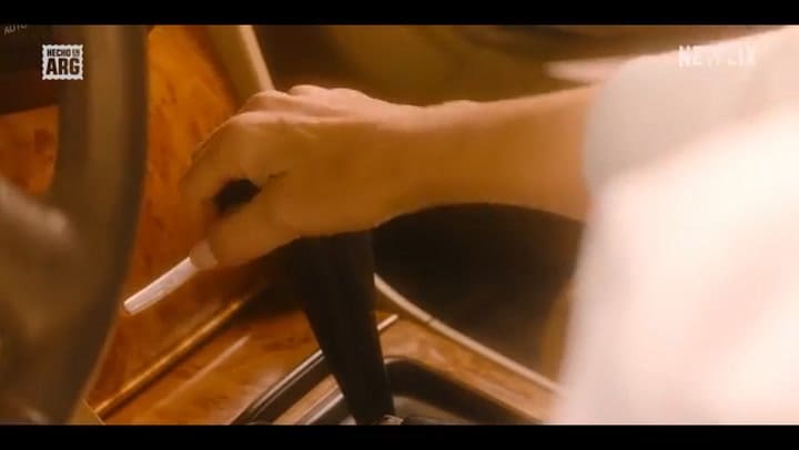 El tiempo de las moscas, tráiler oficial