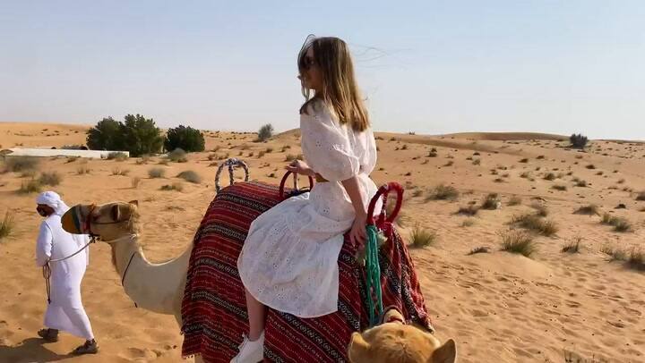 Pareja de mochileros muestra cuánto cuesta viajar por el mundo y cómo lo pagan