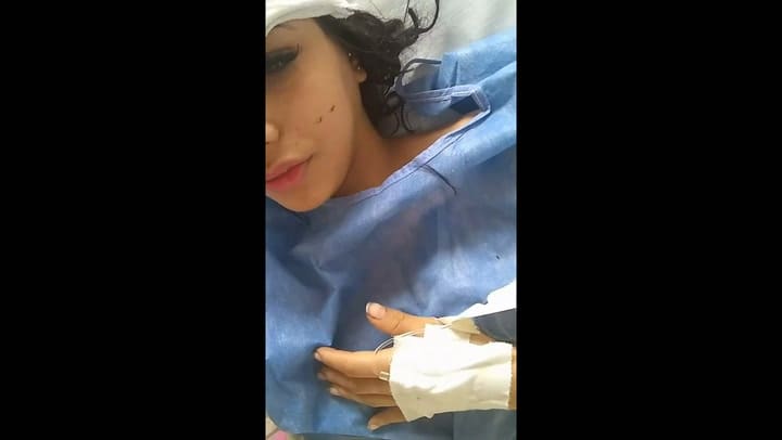 Sufrió graves lesiones en un accidente de tránsito en el que murió una amiga