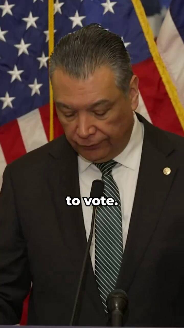 Alex Padilla rechaza la Ley SAVE America