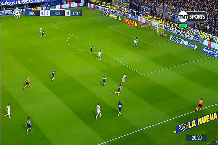 Andrada le niega el gol a Chávez