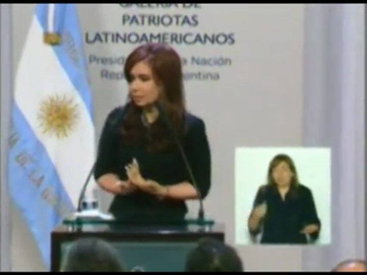 Cristina anunció su candidatura