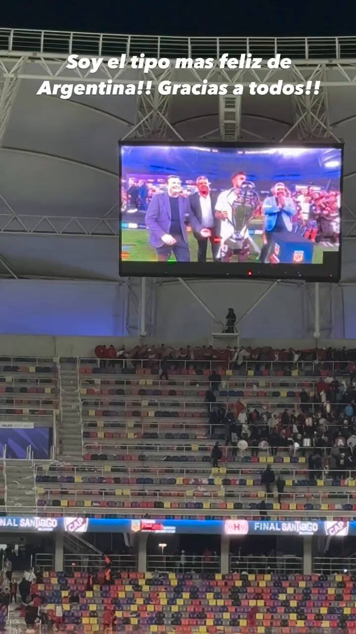 Momo celebró el título de Platense