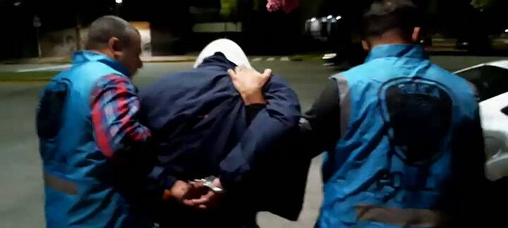 Así detenían al asaltante