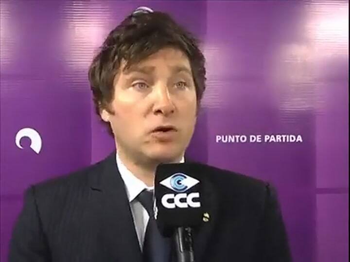 Milei, en 2014, cuando defendía la gestión económica de Axel Kicillof